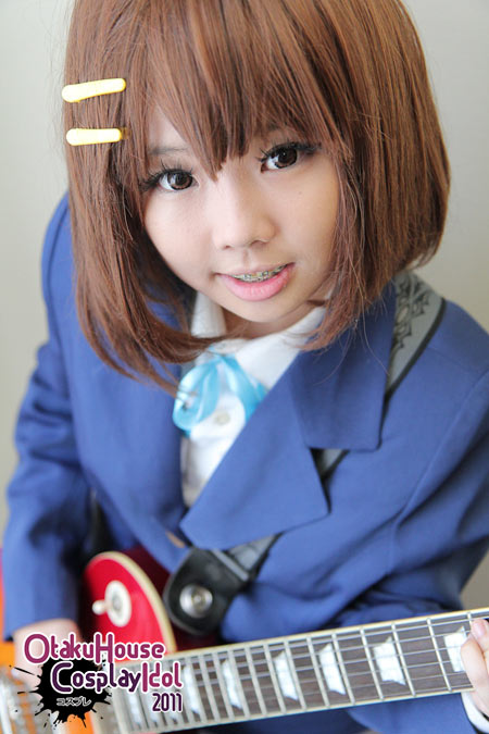 Portrait of yui hirasawa cosplay from k-on!